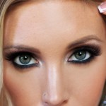 поэтапный макияж зеленых глаз для блондинок