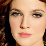 повседневный макияж зеленых глаз для рыжих волос