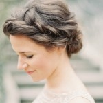 простые свадебные прически на средние волосы