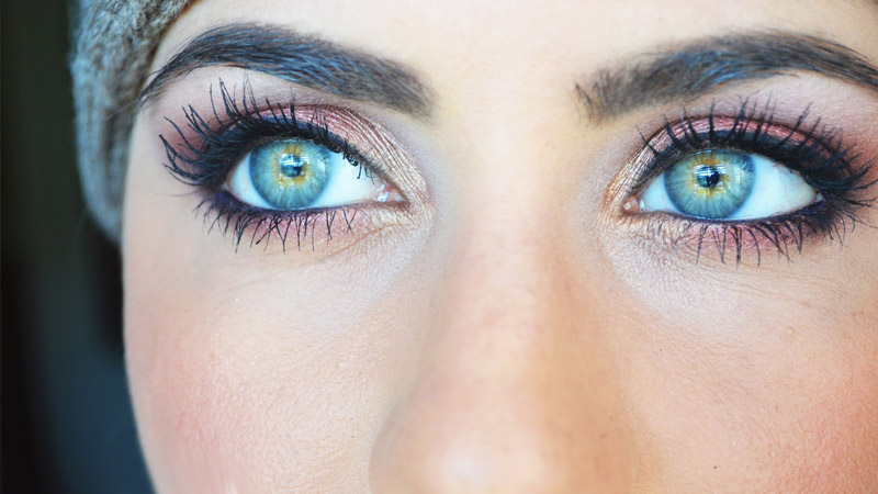 макияж для голубых глаз